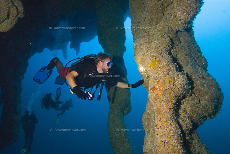 Diving the atolls, cayes and coral reefs and the barrier reef of Belize